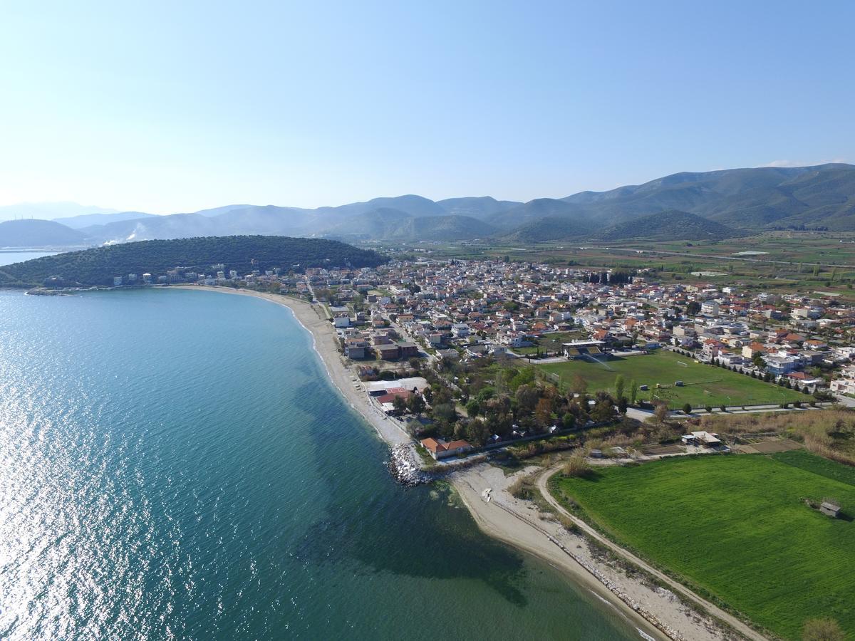 Hotel Paralia Неа-Карвалі Екстер'єр фото